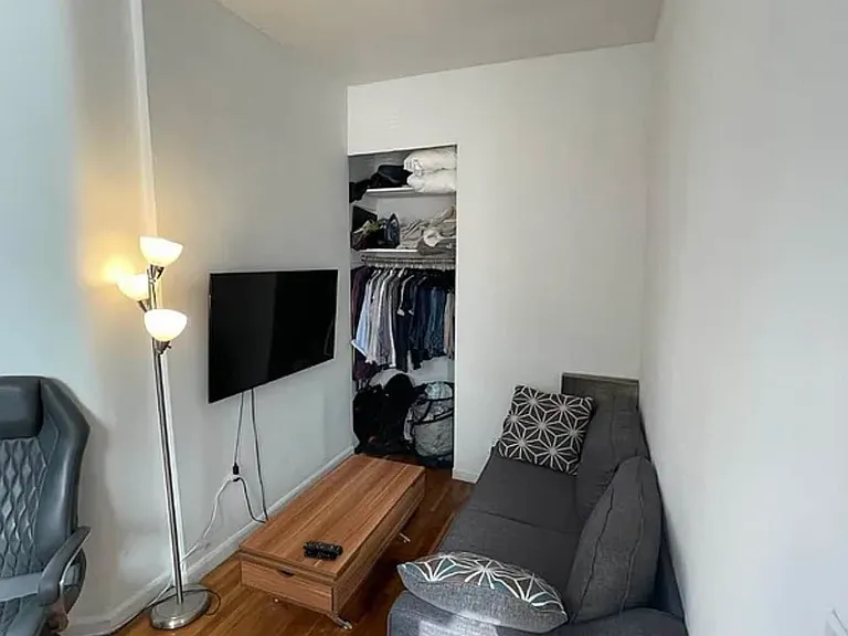 1469 Lex Ave #4 — Photo 3