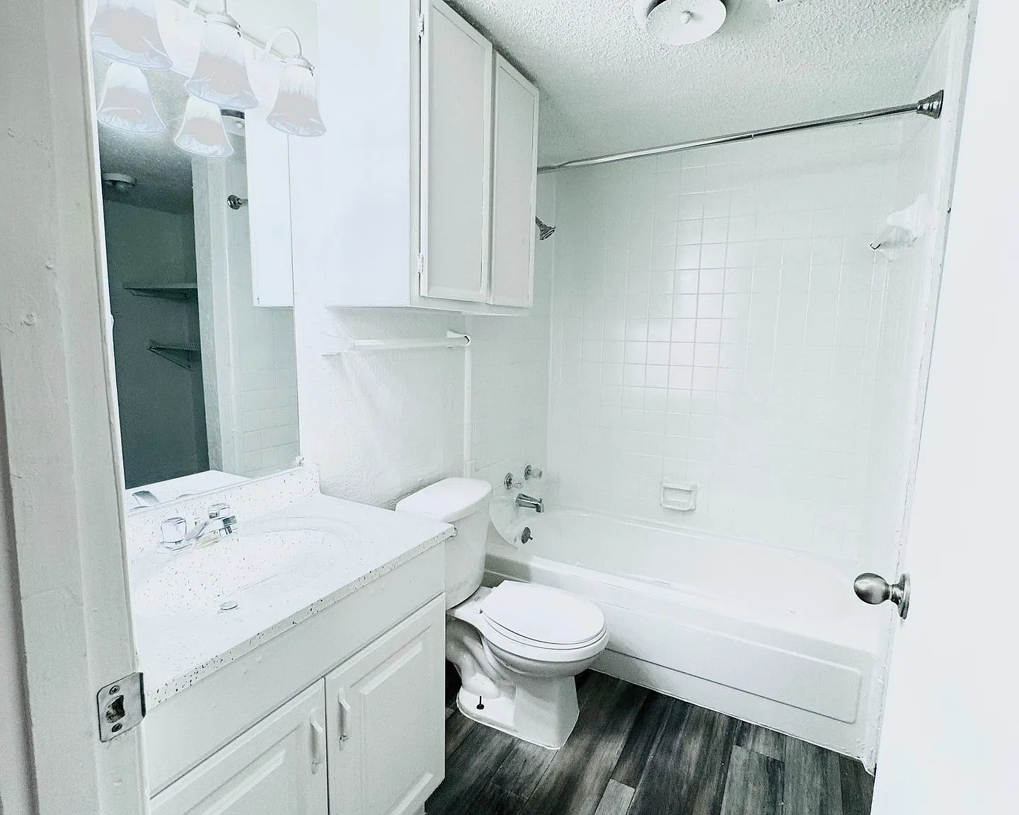 Pheasant Run Apartments — Photo 4