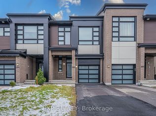 1082 Lunar Glow Cres, Ottawa, ON K4M0J8