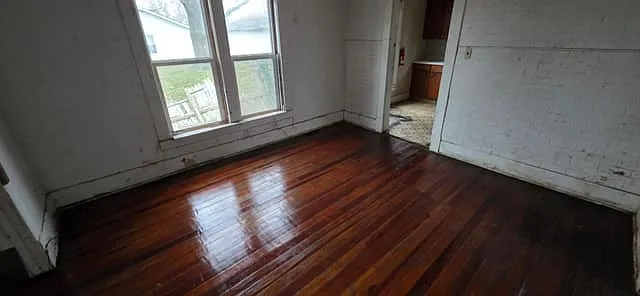 2 bed, 963 sqft, $750 — Photo 2