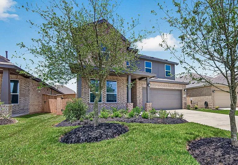 25714 Sapphire Cove St — Photo 3