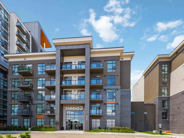 470 Dundas St E #502, Hamilton, ON L8B 0E8