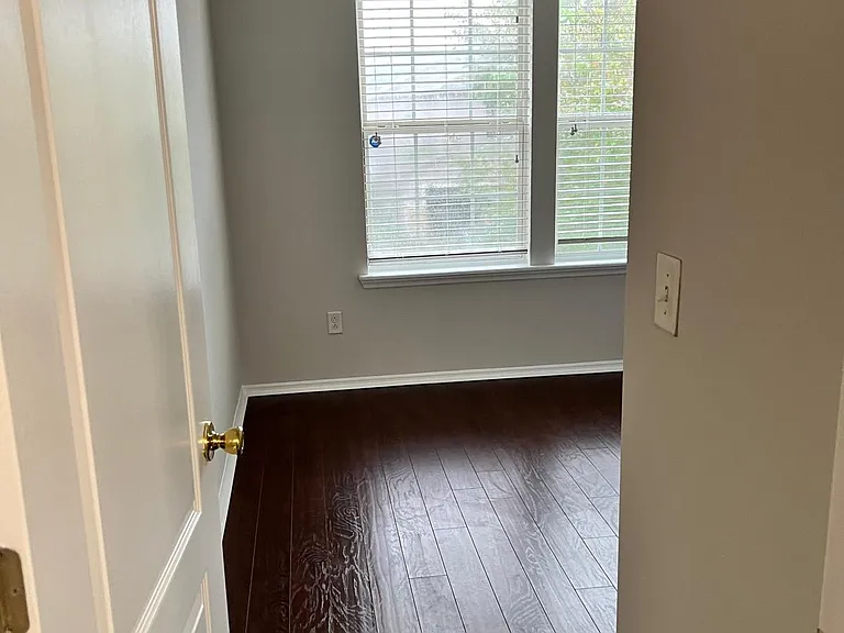 6016 Bartram Village Dr — Photo 13