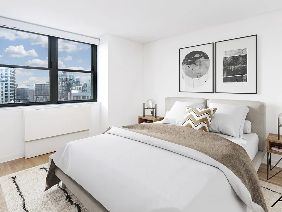 2 Cooper Sq #4R