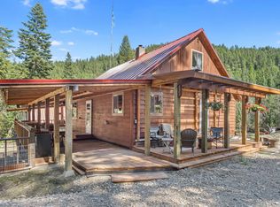 2785 Records Rd, Addy, WA 99101