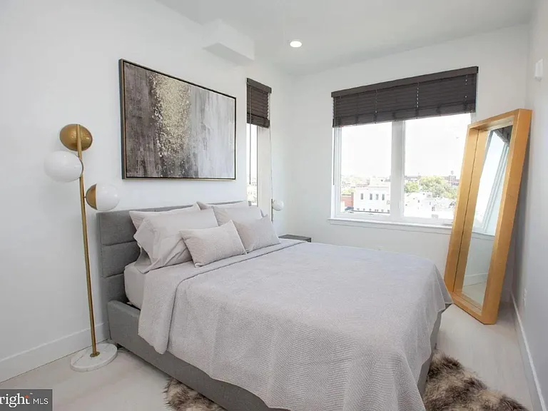520 S Caroline St #202 — Photo 6