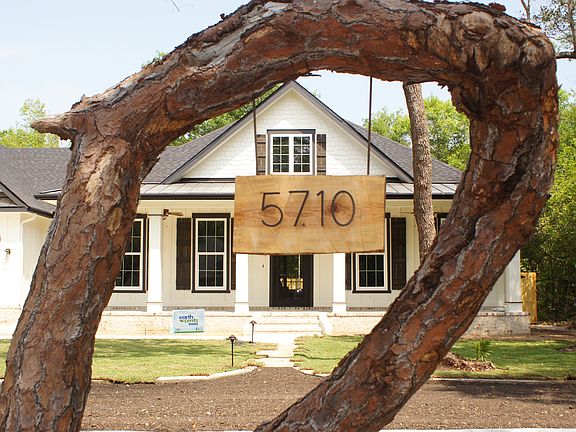 Twisted Pine Monument