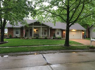 1705 Derrynane Dr, Ballwin, MO