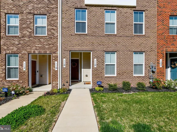 118 Lawndale Dr, Bowie, MD 20716