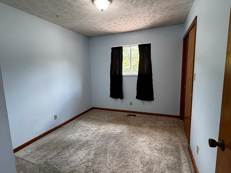 2905 Ohio River Rd — Photo 6