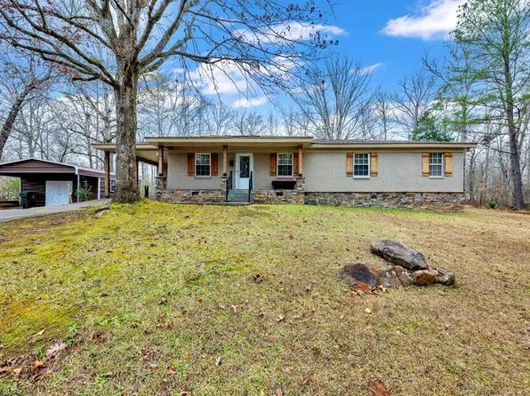 1702 Ridge Dr, Jasper, AL 35504