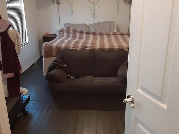 2nd image of 223 E St NW