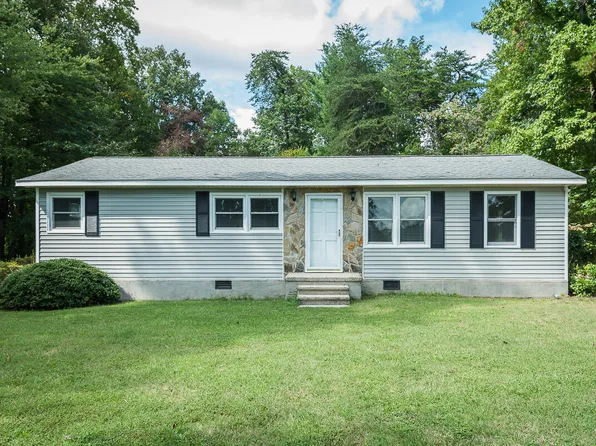 683 Baynes Rd, Burlington, NC 27217