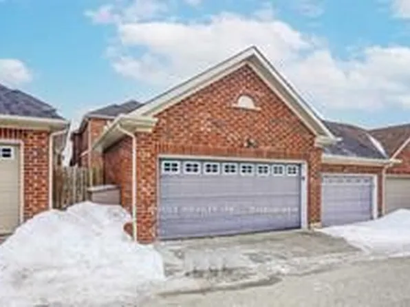 166 Bur Oak Ave, Markham, ON L6C 3B6