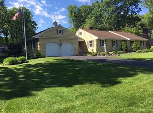 10 Beaver Dr, Shrewsbury, MA 01545