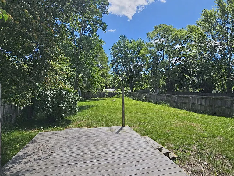 6174 Rutherford Ave — Photo 23