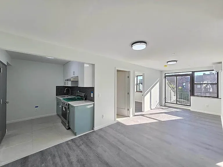 7910 4th Ave #4F — Photo 4
