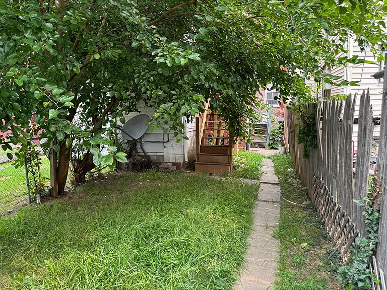 654.5 Columbia Ave. — Photo 12