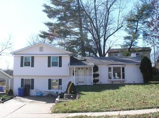 11097 Warwickhall Dr, Bridgeton, MO 63044