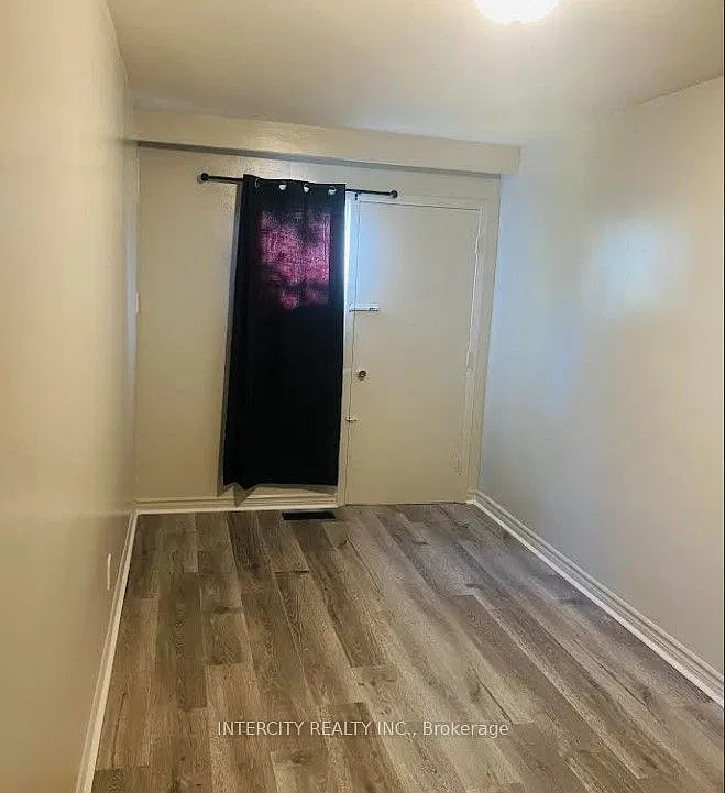 2 bed, $2,300 — Photo 3