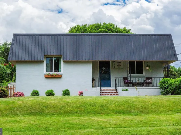 705 Woodcrest Ave, Lititz, PA 17543