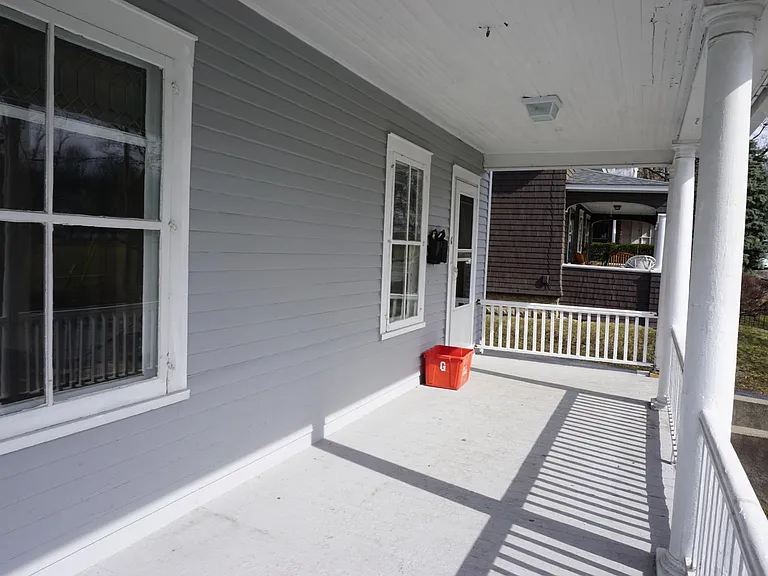 6 Adams St — Photo 3