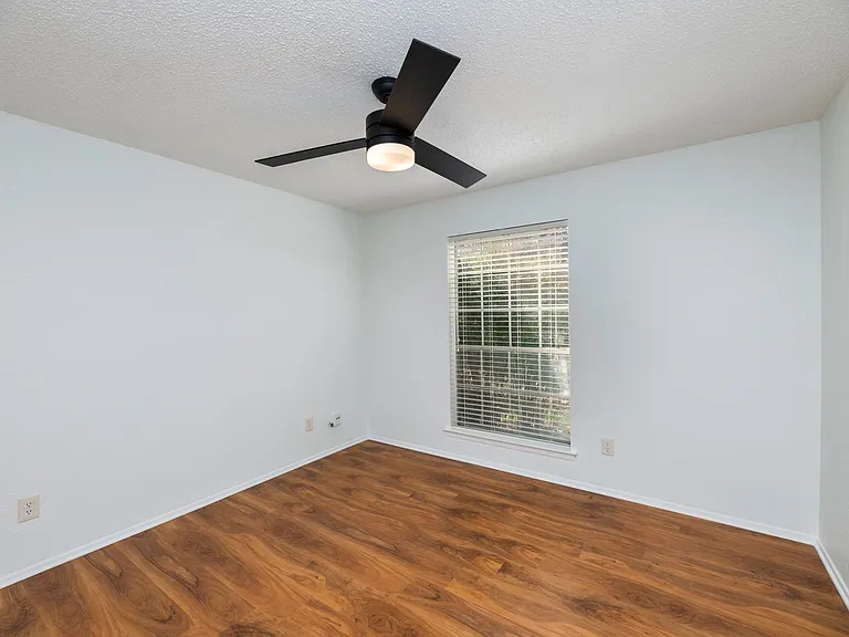 5603 Fireside Dr — Photo 16