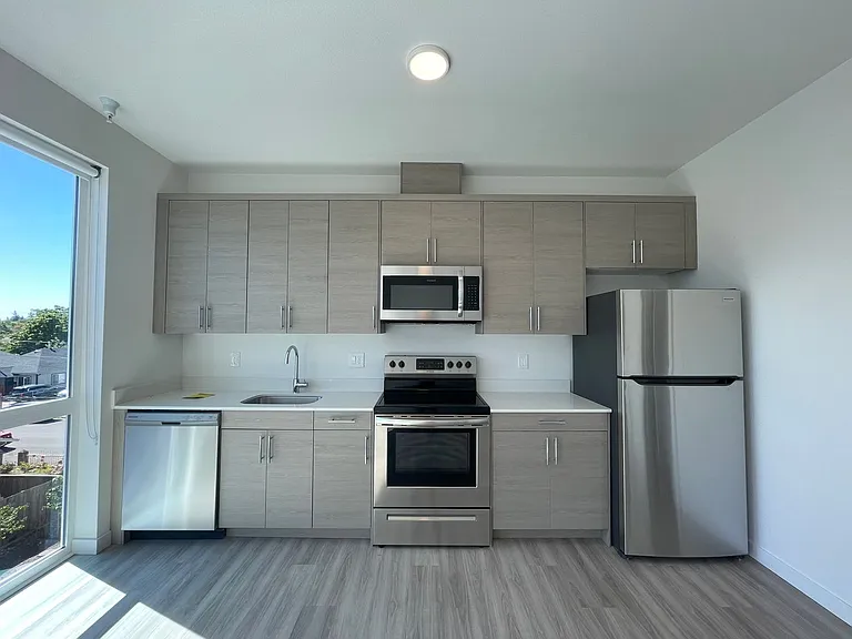 6080 SE 84th Ave #301B — Photo 7