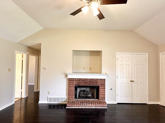 2nd image of 1103 Cambrain Dr