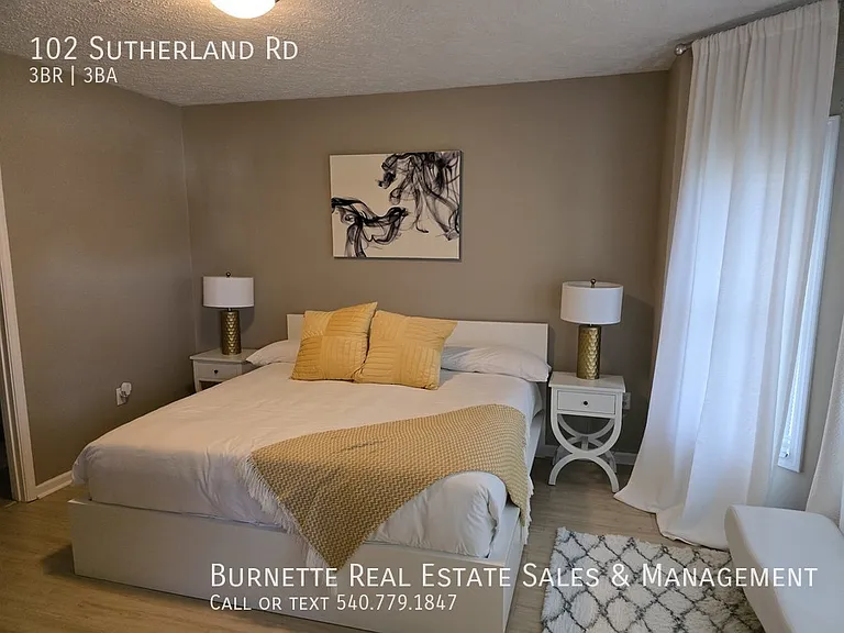 102 Sutherland Dr — Photo 3