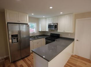 692 Schafer Rd, Hayward, CA 94544