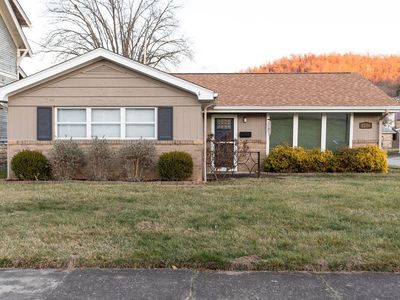 ***2200 Hazlett Avenue***, Wheeling, WV, 26003
