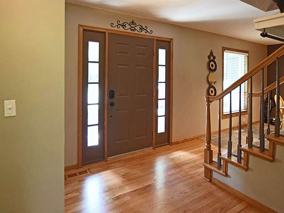 5th image of 1564 Ashbury Pl