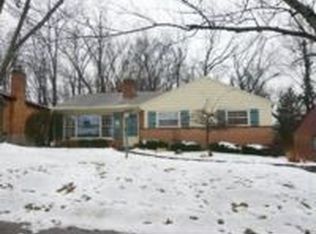 1069 Rosetree Ln, Cincinnati, OH 45230