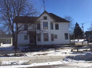102 South St, Cambridge, WI 53523