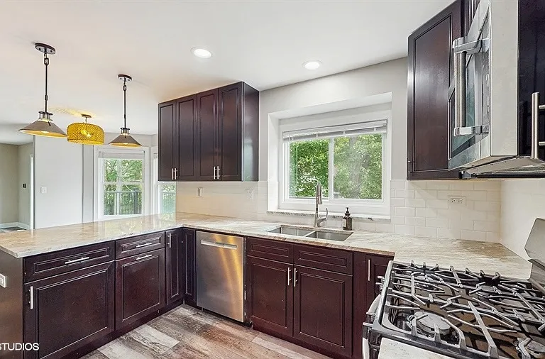 137 Forest Ave — Photo 12