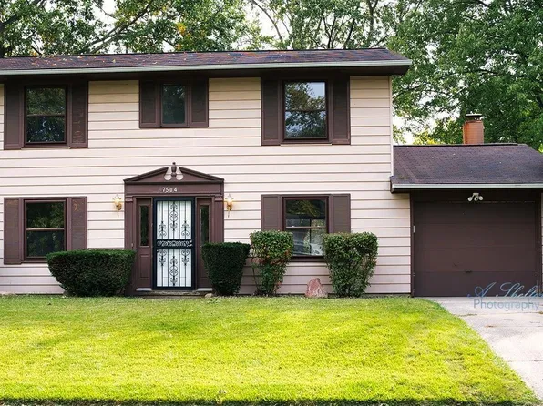 7504 Valley Meadows Dr, Fort Wayne, IN 46815