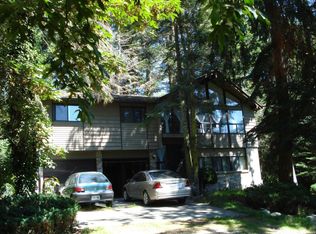 2860 Overview Dr, Oak Harbor, WA 98277