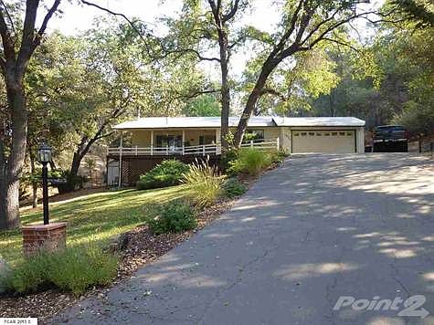 2nd image of 16730 Primrose Ln