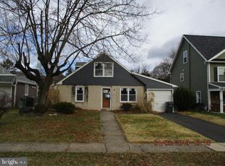 2067 Wharton Rd, Glenside, PA 19038