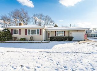 65 Harmony Ln, Rochester, NY 14622