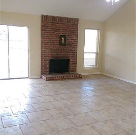 5th image of 2431 Doverglen Dr