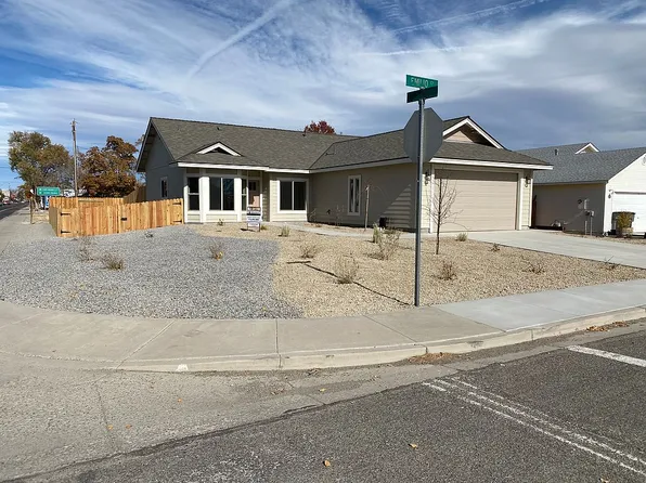 2 Emilio Ct, Yerington, NV 89447