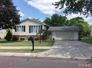 3117 W Chadwick Ln, Peoria, IL