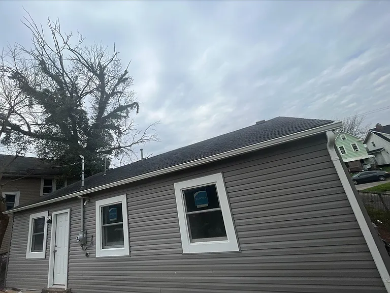 420 S Wheatland Ave — Photo 2