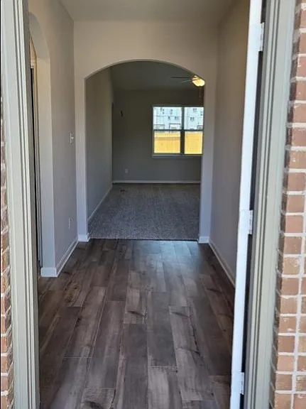 1917 Liam Dr — Photo 3