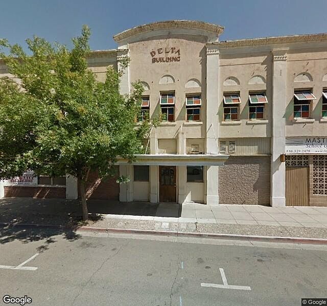 1st image of 425 5th St