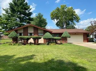 2827 East Rd, Danville, IL 61832