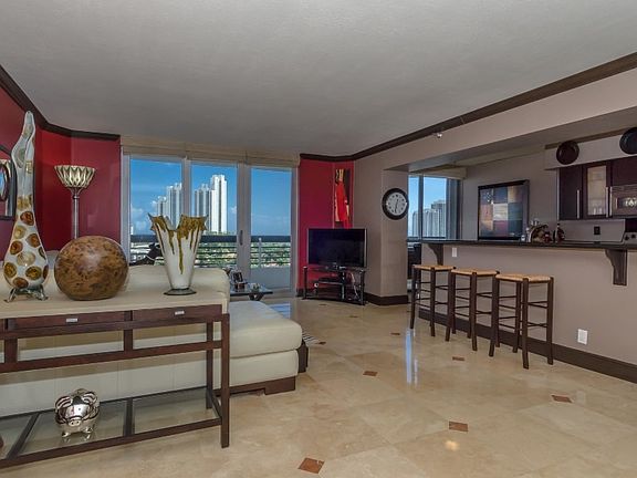3rd image of 19195 NE 36th Ct APT 1009