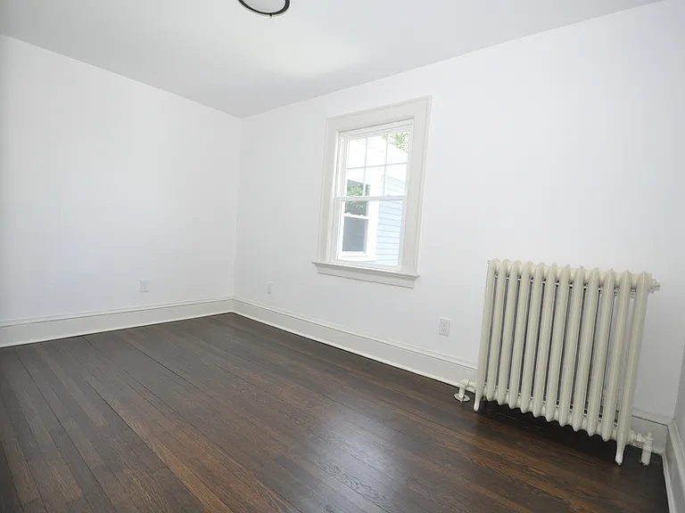 20 Mountain St #2 — Photo 16